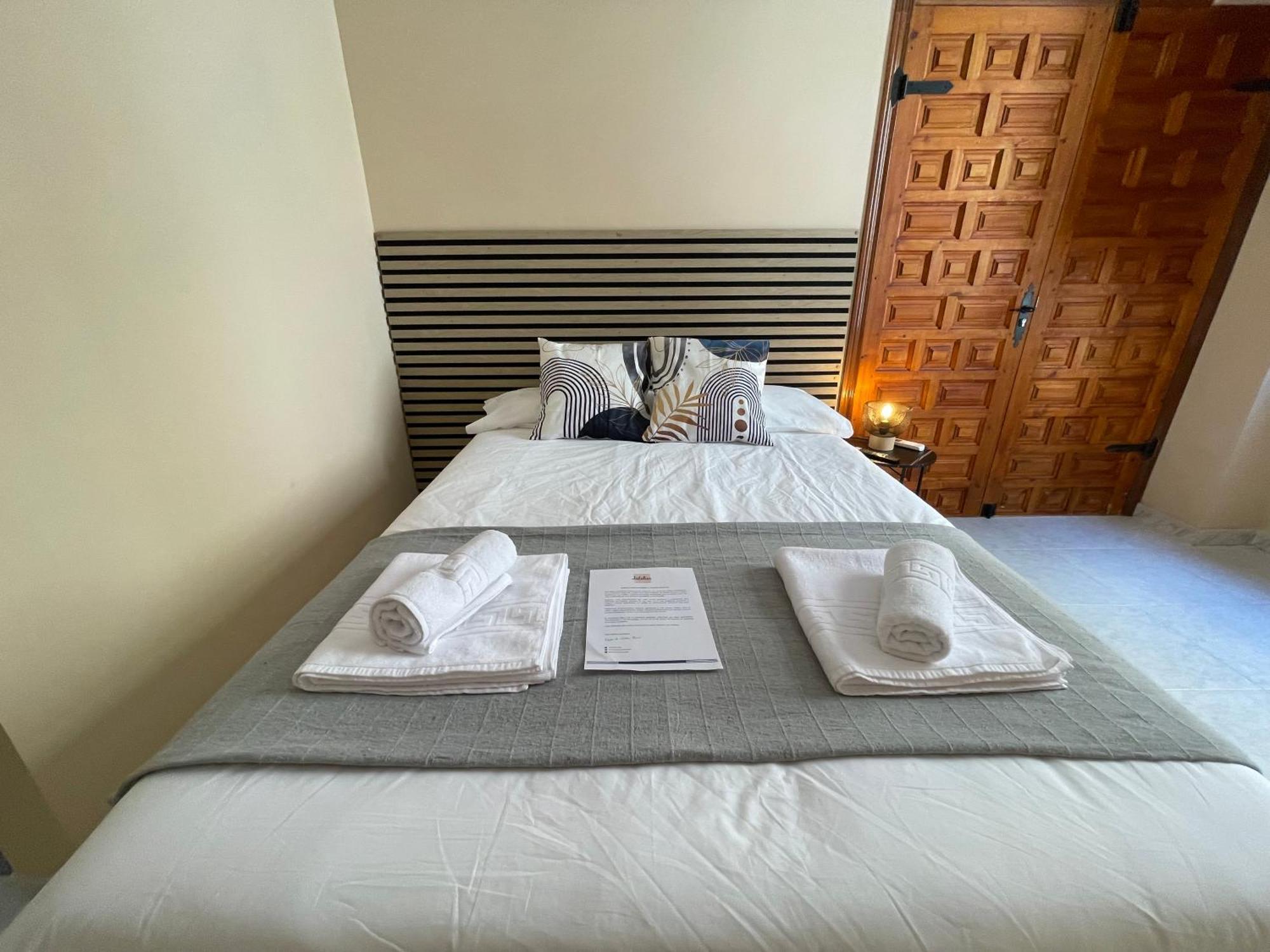 Jubilus Rooms Toledo Luaran gambar