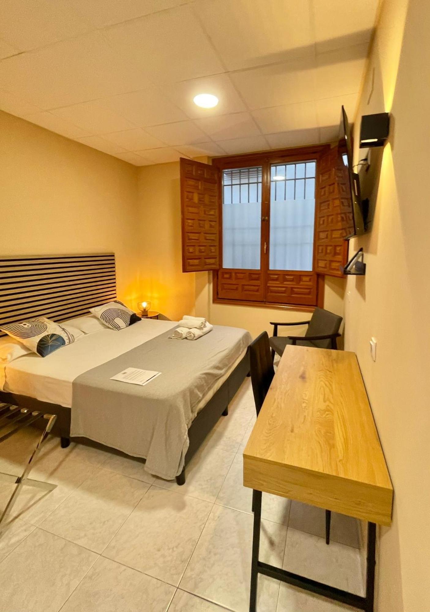 Jubilus Rooms Toledo Luaran gambar